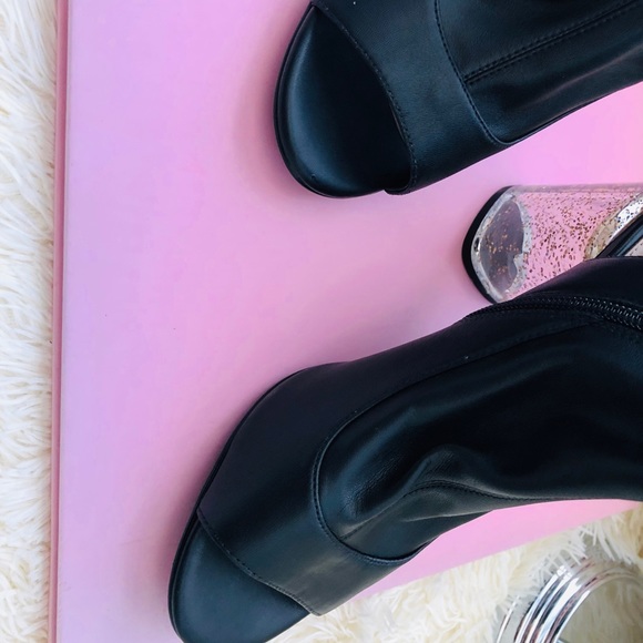 BCBG desire stretch boots - Picture 4 of 6